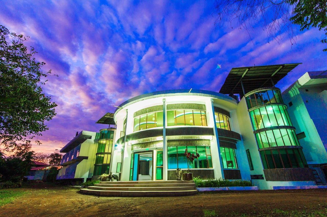 Galapagos Tortuga Bay Hotel Puerto Ayora  Exterior foto